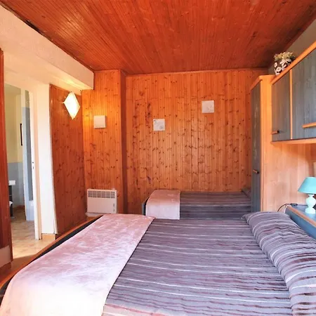 Hotell Acropole 3*
