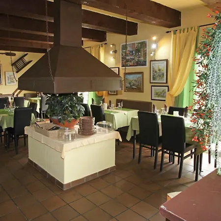 Acropole Hotel